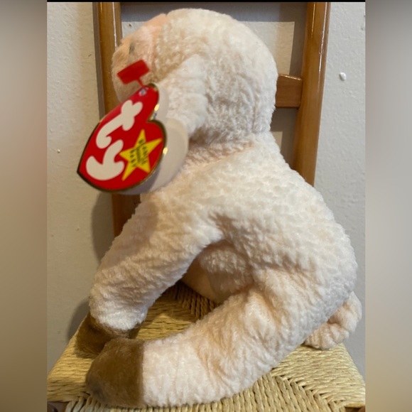Ty Beanie Babies Ewey The Lamb
birthday March 1 1998 - Picture 2 of 10